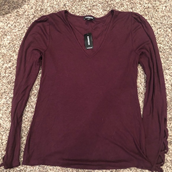 Express Tops - long sleeve shirt